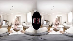 UK Hot MILF Fucking 2 Dicks