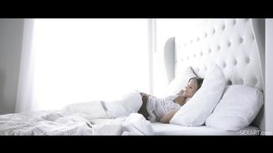 Lexi Dona & Sarah Kay - Imagined