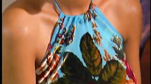 Lacey Duvalle has a perfect little pair of feet