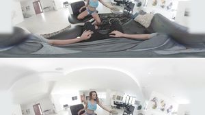 VR 360 - ESPERANZA DEL HORNO GETS HER LATINA ASS FUCKED