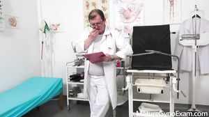 MatureGynoExam - Samantha Si