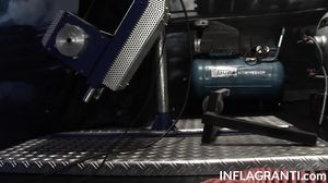 Jezzy Jane - Ride The Machine