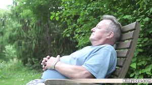 Gipsy teen nurse cures her old patient