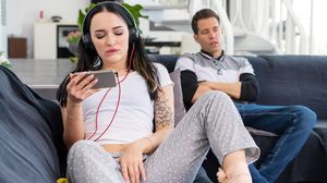 Stepsis masturbates n strips ifo stepbro