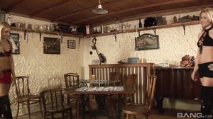 Sophie Moon And Brandy Smile Are In Heat