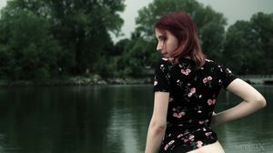 Elin Flame - The River Girl