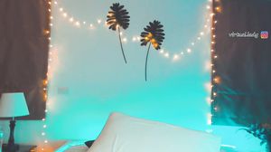 Alternative Bladerunner Babe Masturbating....