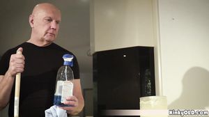 Teen orders old servant to satisfy her