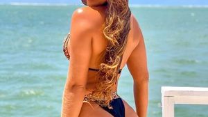 Malena & Sara Bell - Private Club Orgy in HD