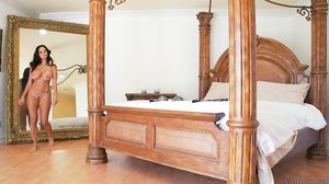 Ava Addams Receives A Facial Blast From Manuel Ferrara