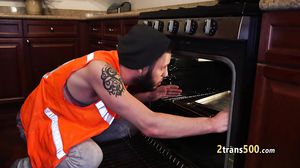 Guy suck tranny cock then fuck her