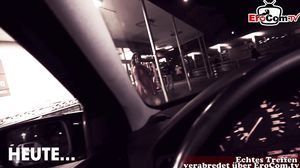 Dicke deutsche Mutter fickt Fremden bei Outdoor Date