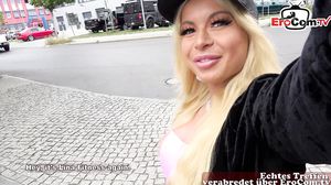 Deutsches Teen mit dicken Titten und Sixpack bei Date