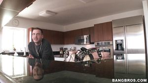 Julie Castle - Horny MILF Does Magic!!