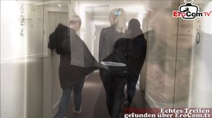 BBC fickt öffentlich deutsche Studentin bei Dreier