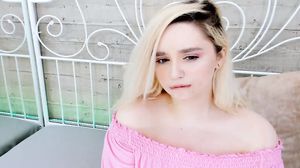 Blonde Beauty Simmers Inside And Explode