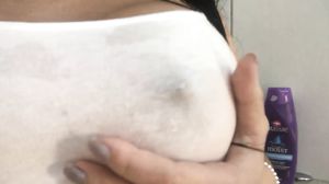 Emanuelly Raquel - Naughty in the shower