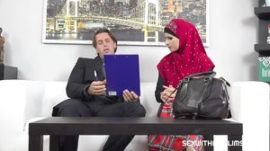 Lawyer settles for fine muslim pussy