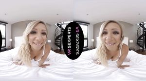 Your virtual girlfriend Gabi Gold