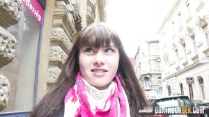 Luna Rival's XXX casting in public