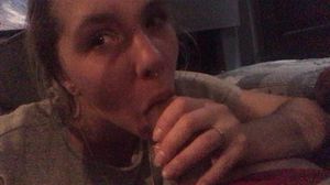 Babe Sloppy BJ At Night