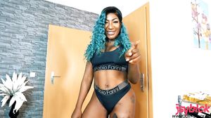 Hard Body Babe Fucked Hard In The Evening