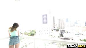 Lexxi Steele - Amateur With Huge Tits Gets Fucked