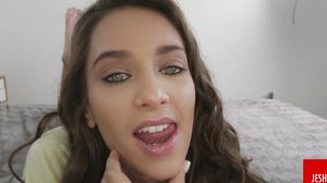 JeshByJesh - Day In The Life With Uma Jolie Creampie