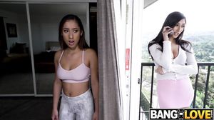 Step Sisters Gianna Dior, Kira Perez Share Stepdads Dic