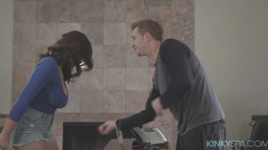 KIS - Big natural tit Ella Knox learns the ropes at the