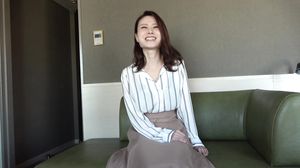 Beautiful mature woman Akane 38-year-old surgeon