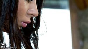 BREAKING ASS - AURELLY REBEL