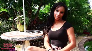 Jewelz The Incredible Stripper