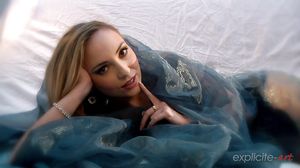 Explicite-Art - Nataly Von Hypnosis