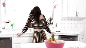 Scarlit Scandal - Obsessed Scene 4