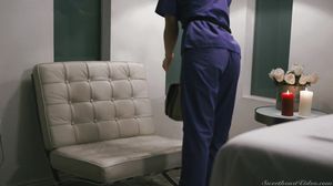 Jill Kassidy & Lana Sharapova - Touch Me