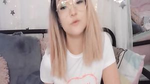 Blonde Babe Enjoys Being On The Webcam