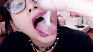 Deepthroat Dildo Webcam#2