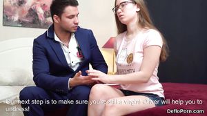 Kissable nympho gapes spread hole and gets deflorated