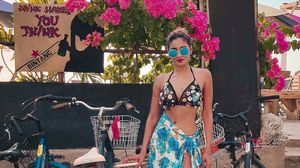 Colombian Bombshell Scarlet Ready To Handle Four Studs