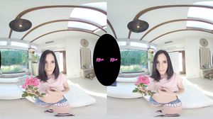 Nikki Fox - The Foxy Lady