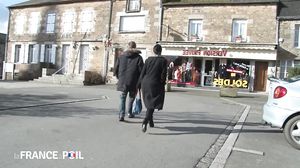 La France A Poil - Horny Couple Finds Slut On Street Fo