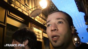 La France A Poil - Horny Tattooed Brunette Gets Double