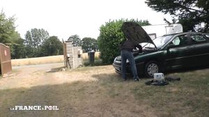 Naughty housewife would like to get banged to earn mone