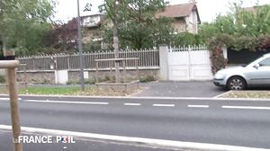 La France A Poil - Pretty Young And Small Titted Readhe