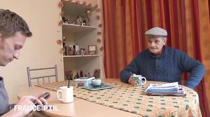 La France A Poil - Trashy Redhead Has Threesome With Yo