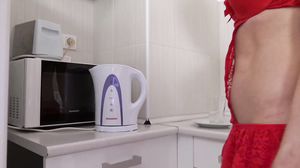 TuttiFrutti - Slim blonde pee perverse Euro slut