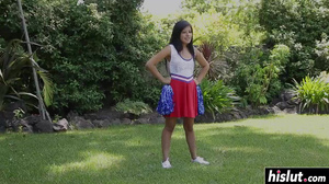 Jasmine Gomez licked a long dick