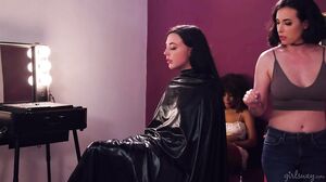 Jenna Foxx, Whitney Wright - Sneaky Salon Sex