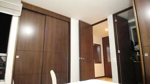 Hot Babe Showing Off Body